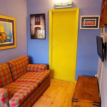 Apartment Nuova Mansarda Di Gabriella Al Politeama